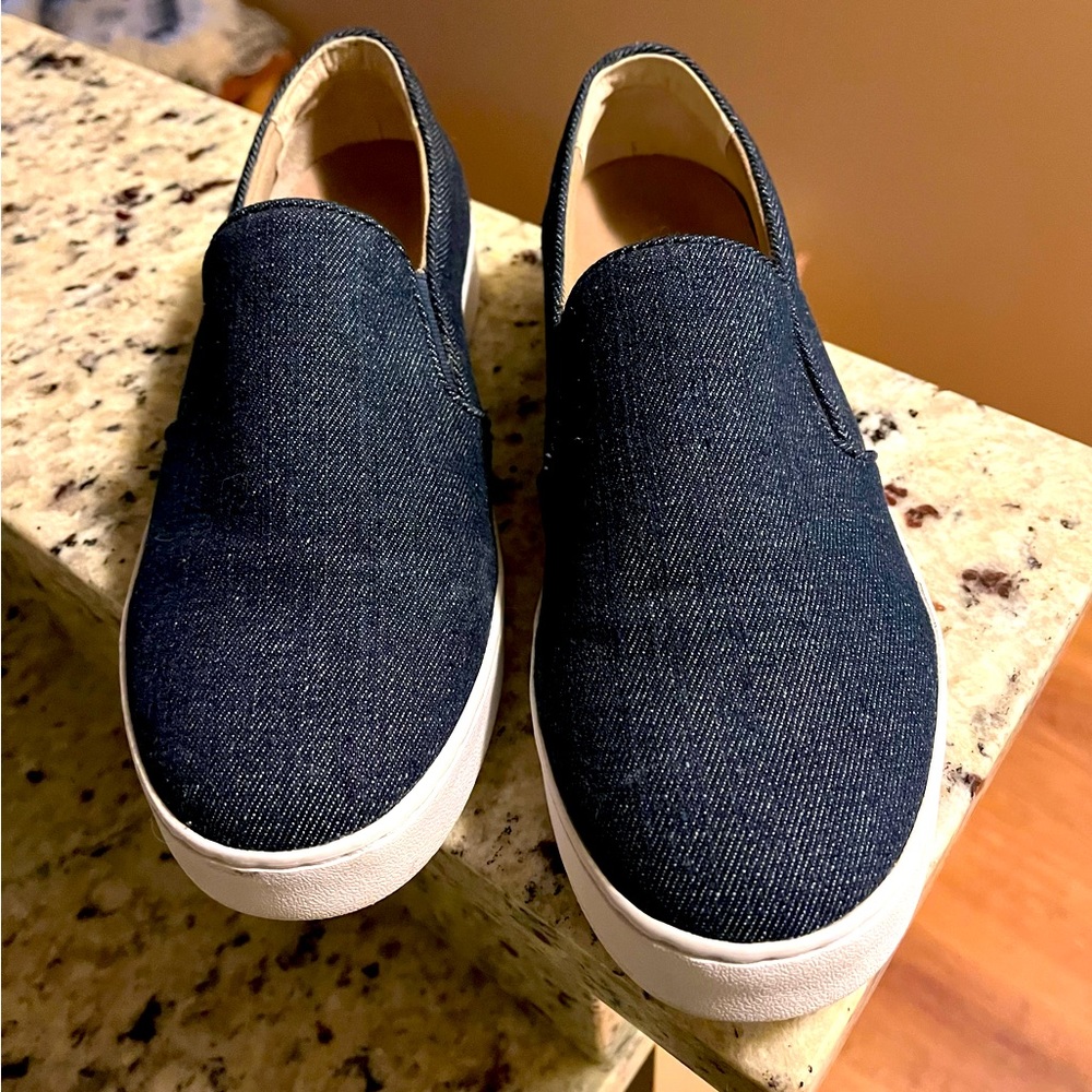 Vionic comfy and cozy denim slip on loafers